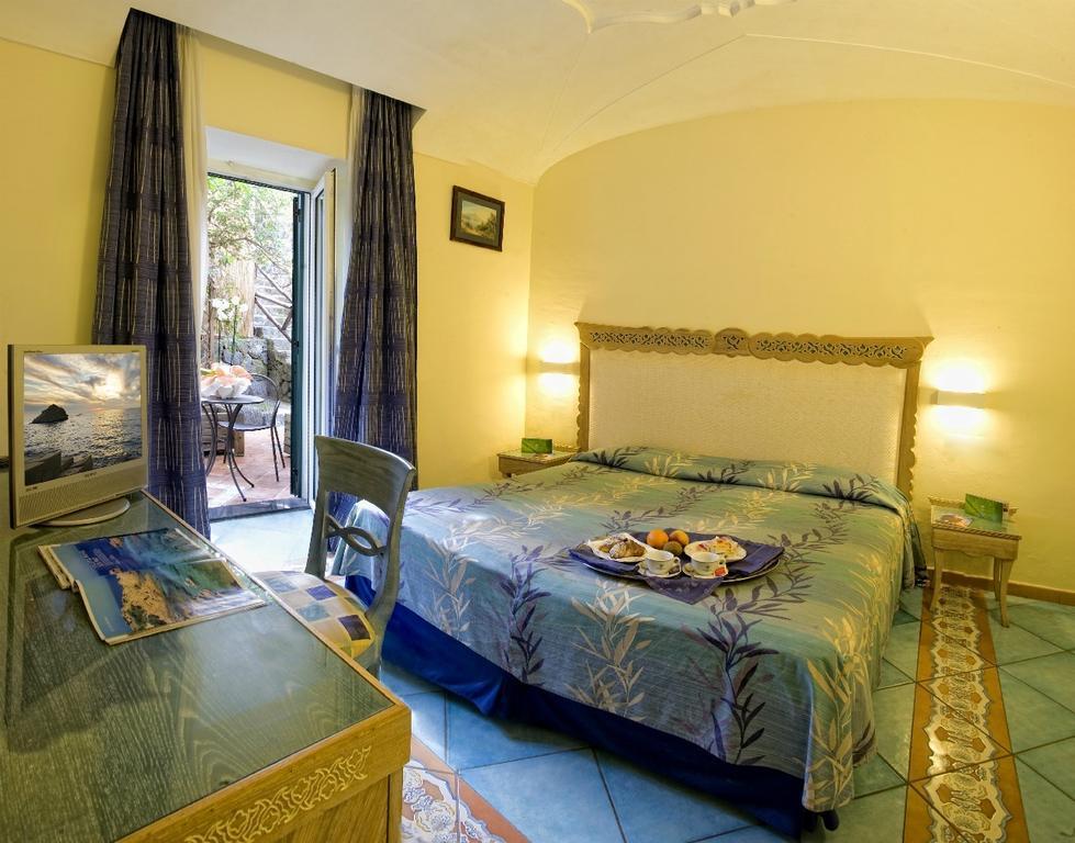 איסקיה Hotel Isola Verde חדר תמונה
