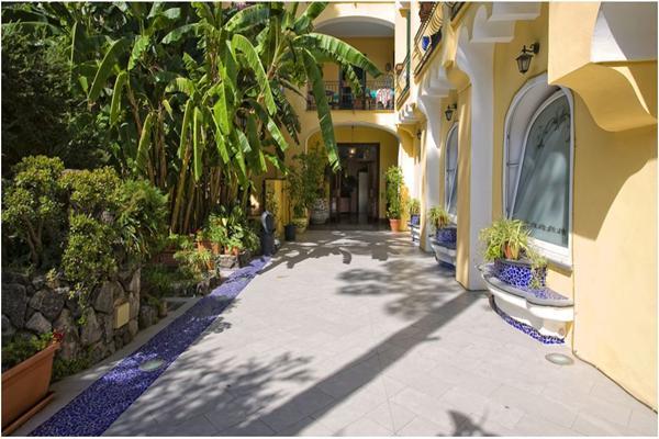 איסקיה Hotel Isola Verde מראה חיצוני תמונה